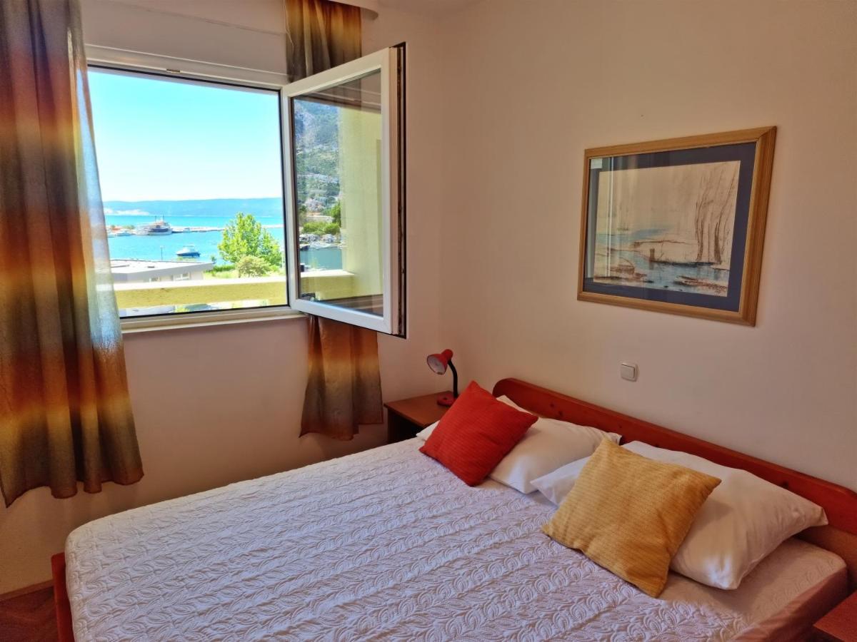 Apartment Cesarica Omiš Esterno foto
